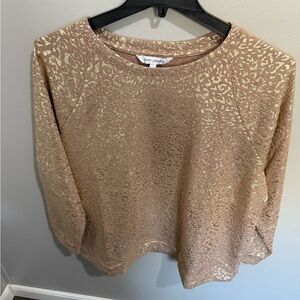 Emily Daniels Women's Metallic Gold Leopard Print Top Size 1X‎ Long Sleeve